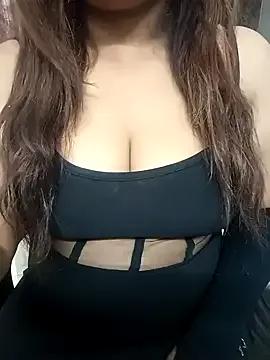 Gini_talenda from StripChat