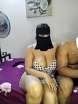 gogo_medo from StripChat is Freechat