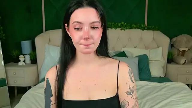 Goldy_Stark from StripChat