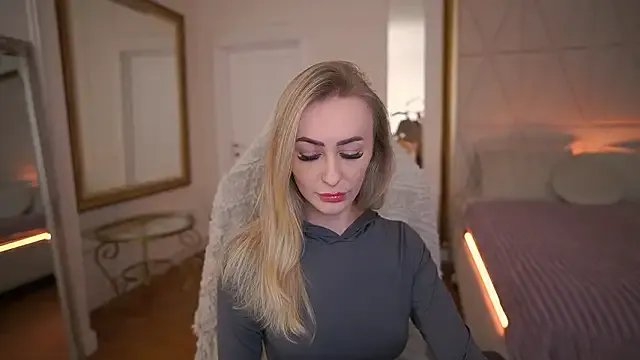 GraceCandy from StripChat