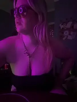 Granlady7 from StripChat