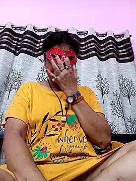 Gullapi from StripChat