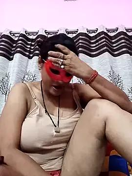 Gullapi from StripChat