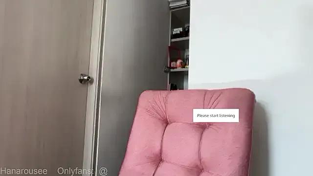 Hanarousse from StripChat