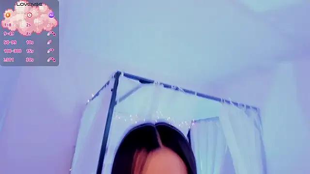 Hanna__Becker_ from StripChat