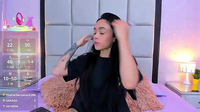 HannaClarrk_ from StripChat