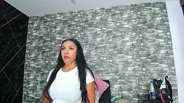 HeidyWillss from StripChat