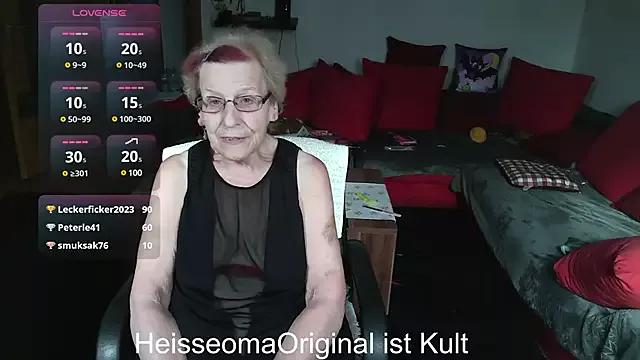 HeisseomaOriginal from StripChat