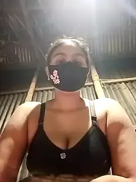 HenaAra from StripChat