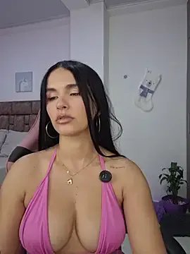 heyshaa from StripChat