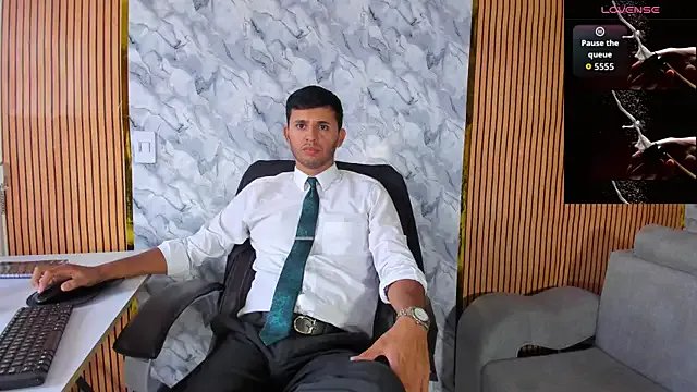 Hideintheoffice from StripChat