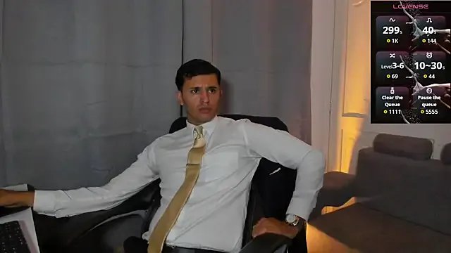 Hideintheoffice from StripChat