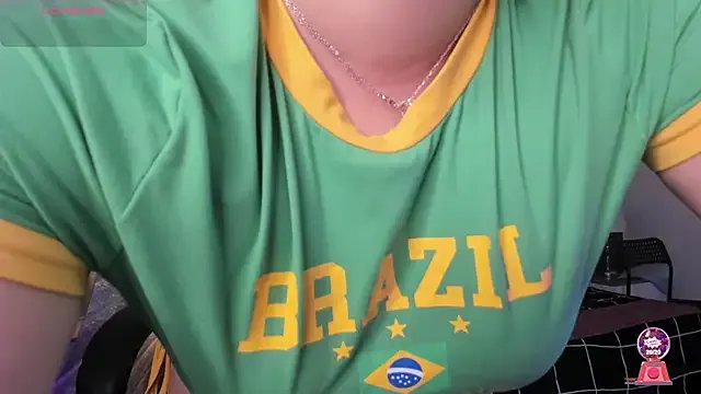 Hilarin__ from StripChat