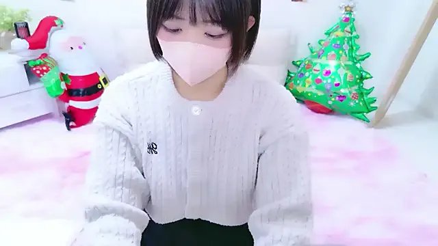 Hinata_Sun from StripChat