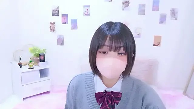 Hinata_Sun from StripChat