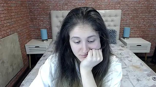 Holliy_Cooper from StripChat