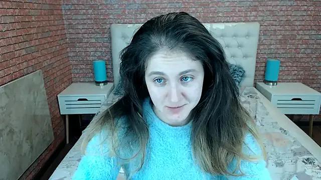 Holliy_Cooper from StripChat