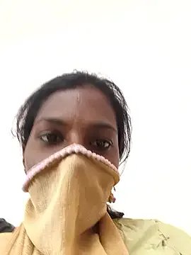 Honey_rosetamil from StripChat