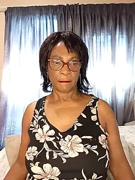 Hotgrannyx from StripChat