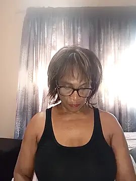 Hotgrannyx from StripChat