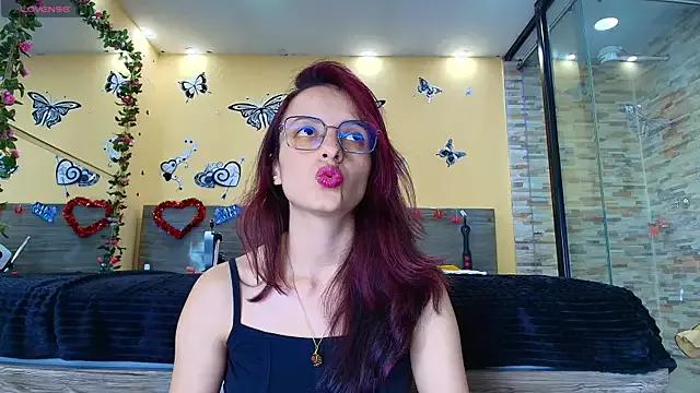 HottCandy21 from StripChat