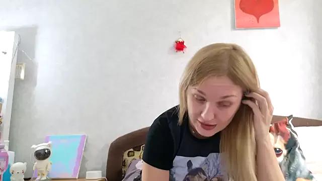 Hotty_Evochka from StripChat is Freechat