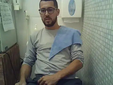 HS-hotsmile on StripChat 