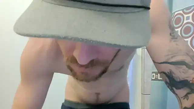 Huntzg23 from StripChat