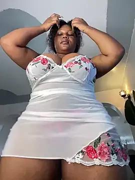 Hyra_Ari from StripChat is Freechat