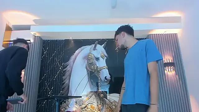 Naked Room Iam_Steven 