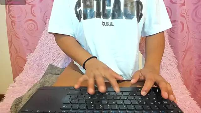 iisabella_gonzalez from StripChat