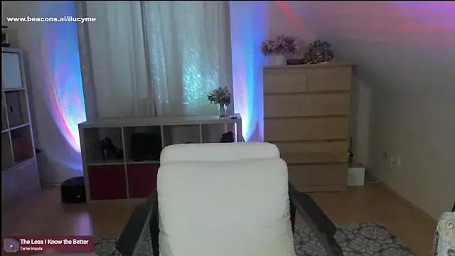 Naked Room ilucyme 