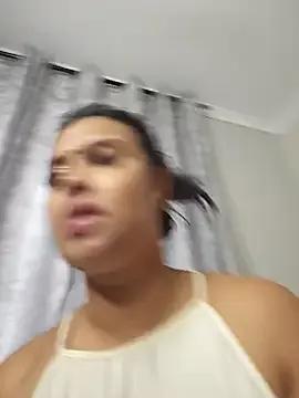 Indian_GlowingMiax from StripChat