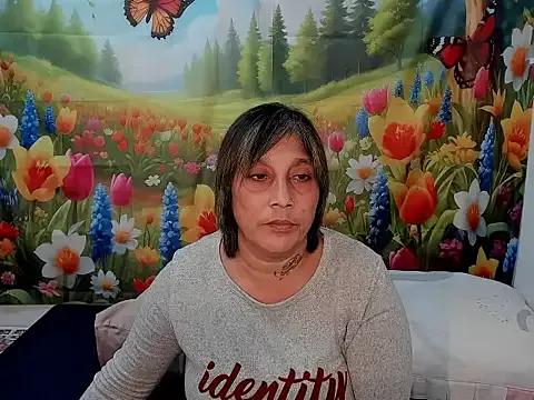 indianroxy on StripChat 