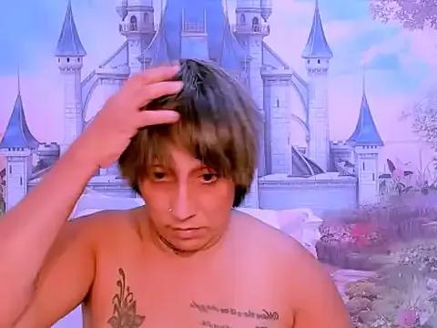 indianroxy on StripChat 