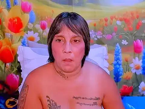 indianroxy on StripChat 