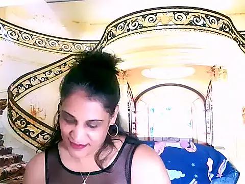IndianSexcSmyle from StripChat