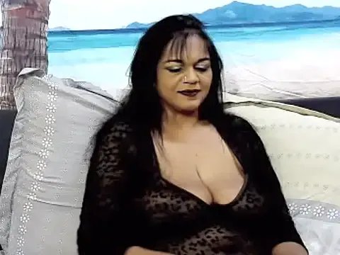 indianswtbella from StripChat