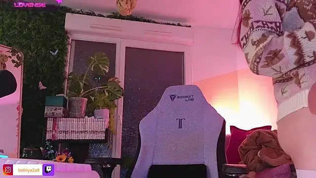 Indriya2x0 from StripChat