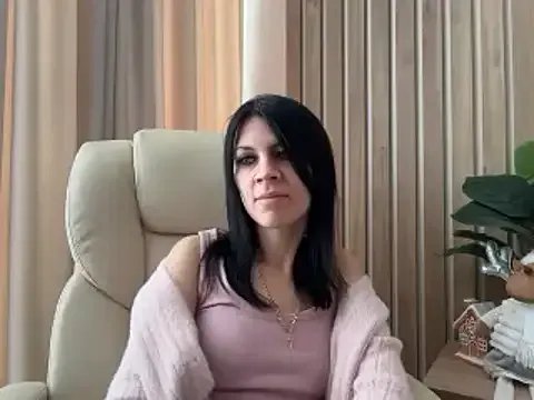 InjaAtHome from StripChat