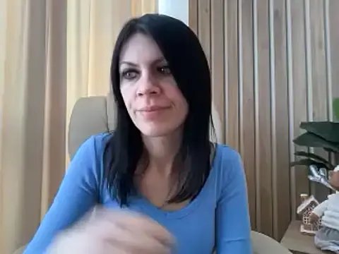 InjaAtHome from StripChat