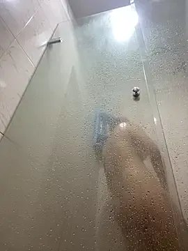 Iris_love18 on StripChat 