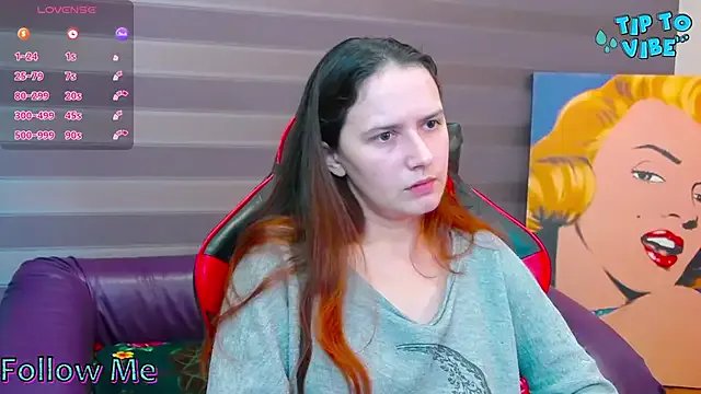 iris_nikhols from StripChat