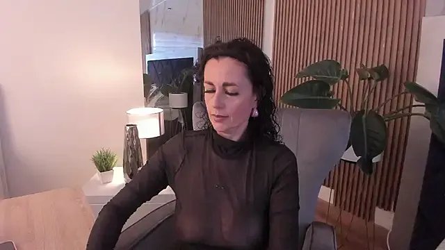 IsabelaWoods from StripChat