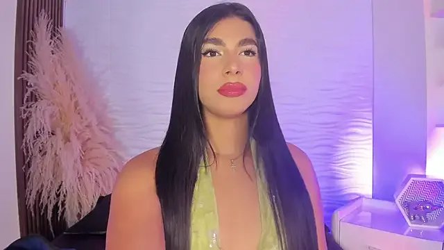 IsabelleFoxx_ from StripChat