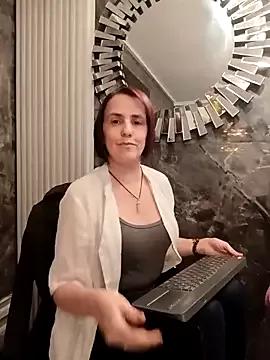 IsisBlake from StripChat