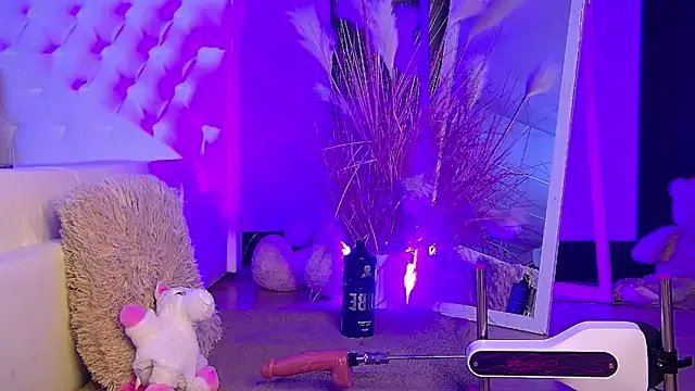 IsisQueen on StripChat 