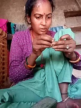 Iulia258 from StripChat