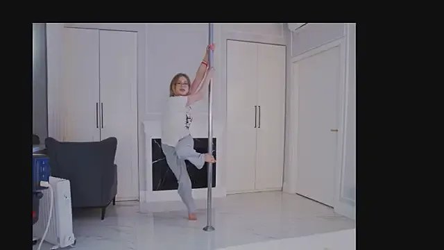 Ivy_Allen from StripChat