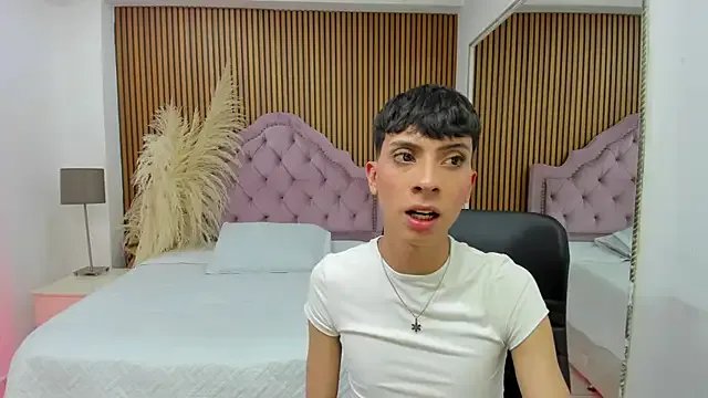 Jamess_Carterr_ from StripChat